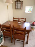 Kersenhouten eettafel + 4 stoelen