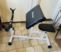 Te koop een biceps(curl)bank